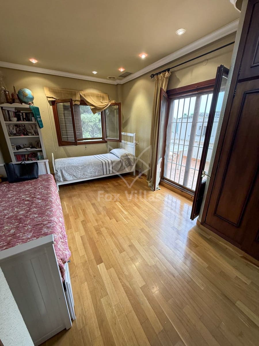 4 soveværelse Byhus til salg i Elda - € 385.000 (Ref: 9114878)