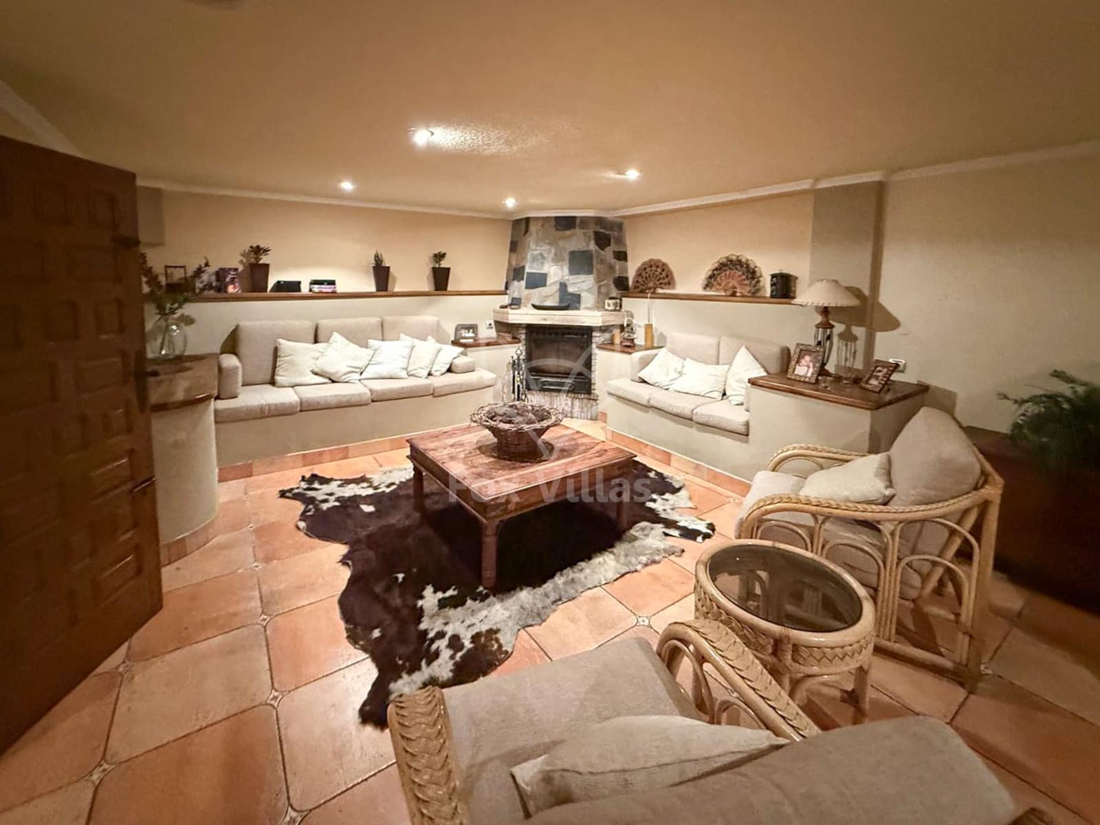 4 soveværelse Byhus til salg i Elda - € 385.000 (Ref: 9114878)