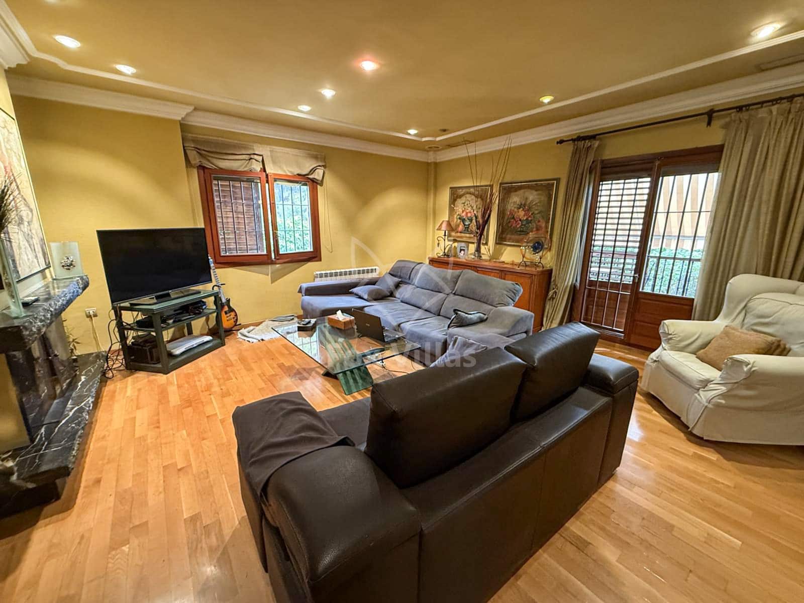 4 soveværelse Byhus til salg i Elda - € 385.000 (Ref: 9114878)