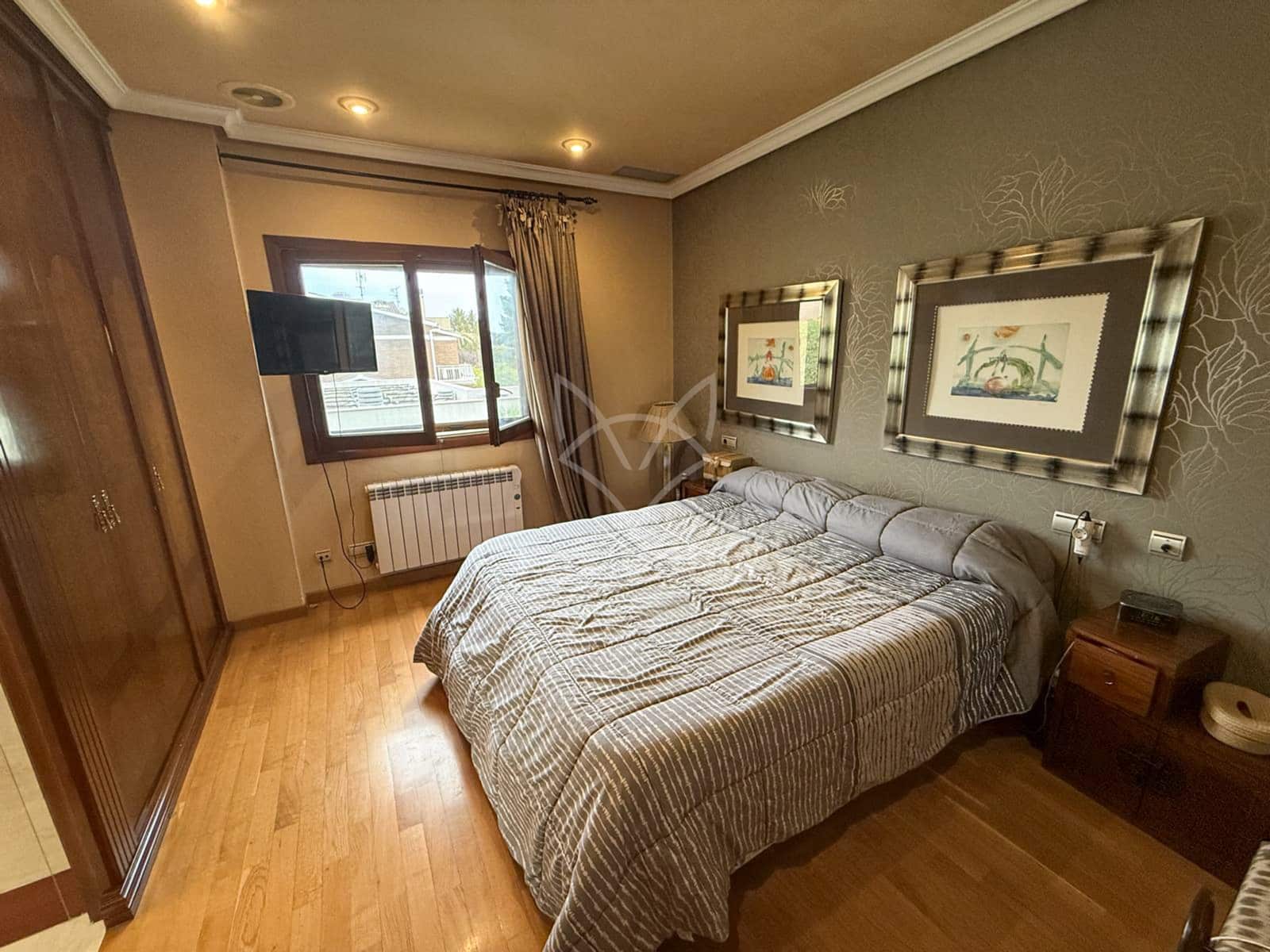 4 soveværelse Byhus til salg i Elda - € 385.000 (Ref: 9114878)