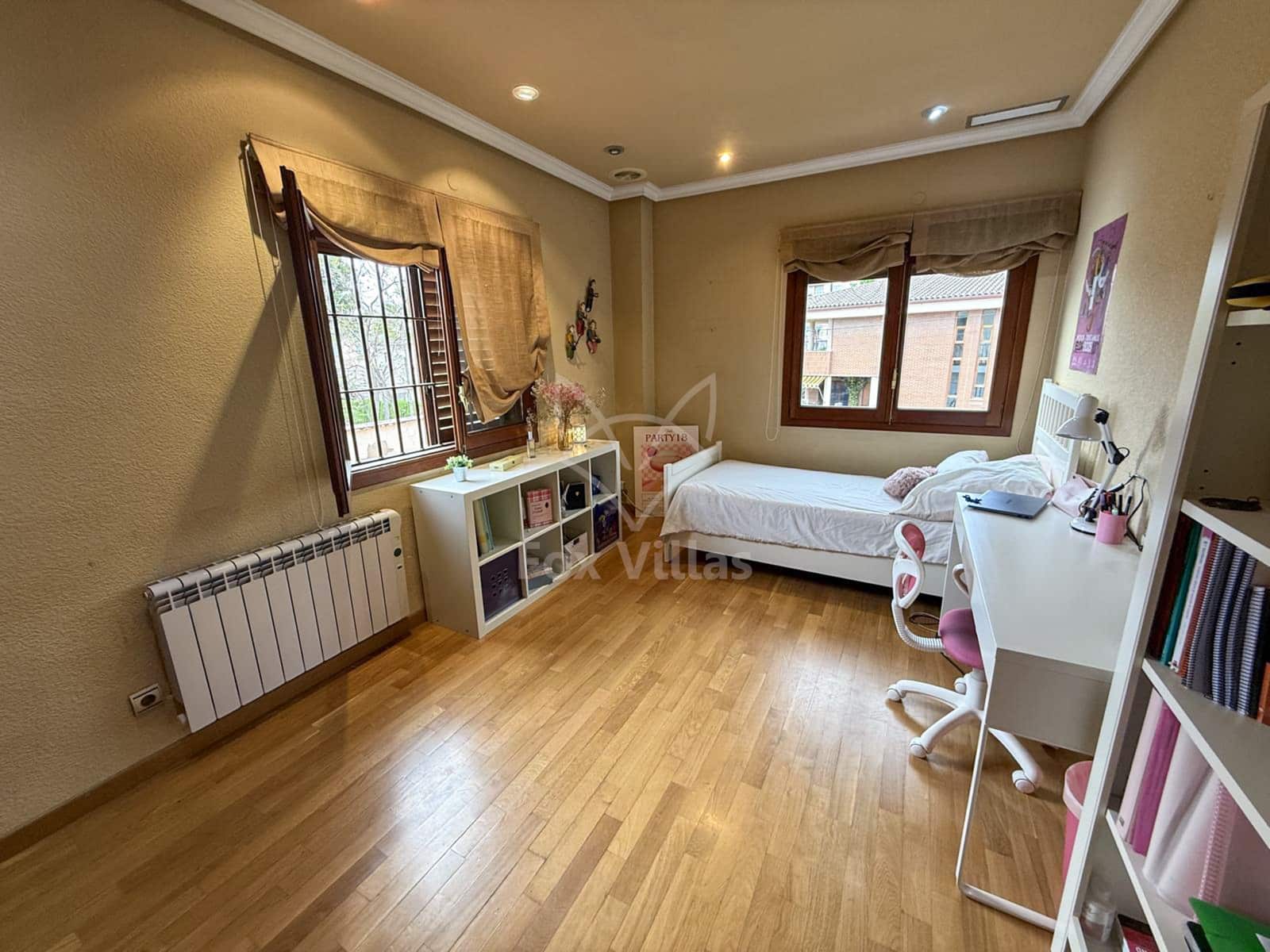 4 soveværelse Byhus til salg i Elda - € 385.000 (Ref: 9114878)