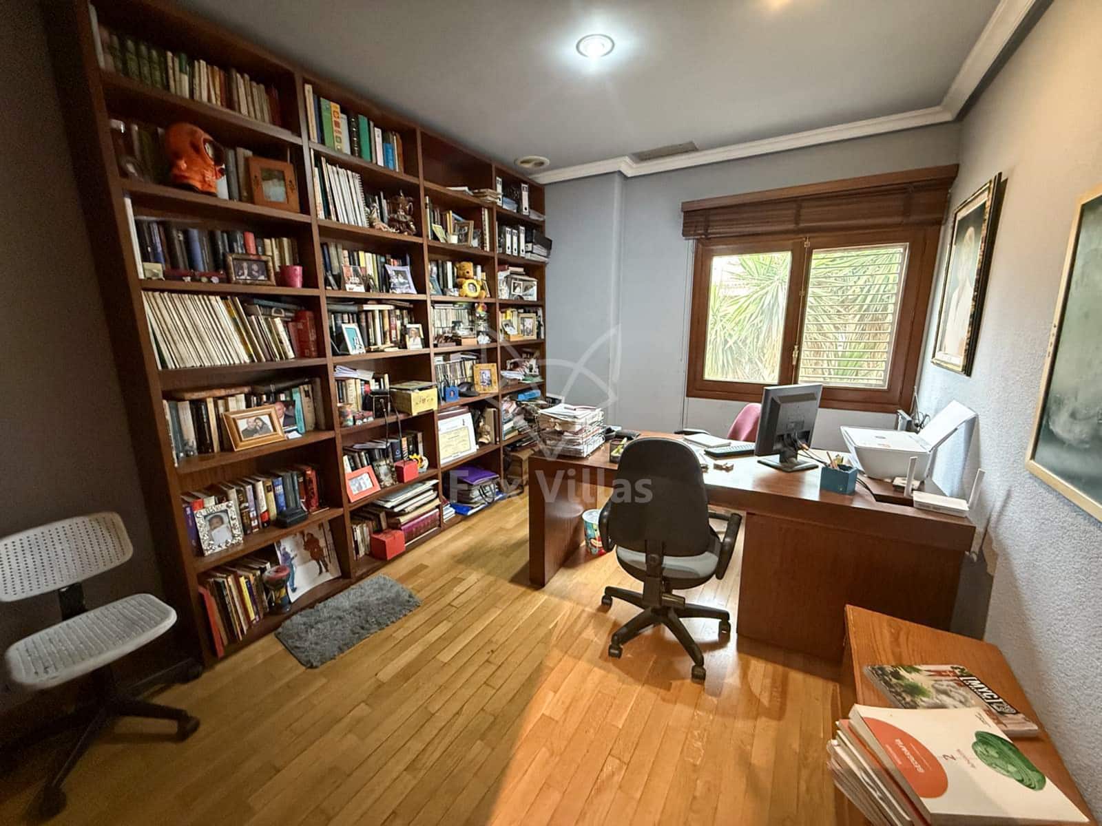 4 soveværelse Byhus til salg i Elda - € 385.000 (Ref: 9114878)