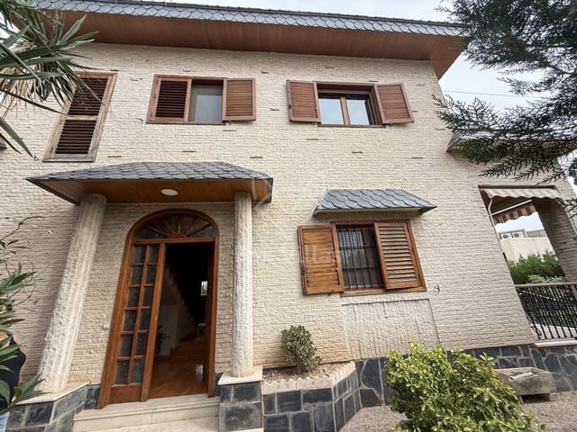 4 soverom Hus til salgs i Elda - € 385 000 (Ref: 9114878)