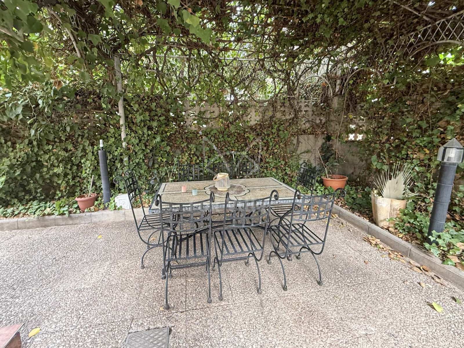 4 soveværelse Byhus til salg i Elda - € 385.000 (Ref: 9114878)