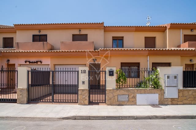 4 soveværelse Byhus til salg i Pinoso - € 195.000 (Ref: 9118414)