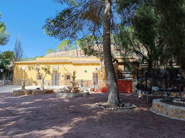 4 soverom Grottehus til salgs i Pinoso - € 189 000 (Ref: 9146662)