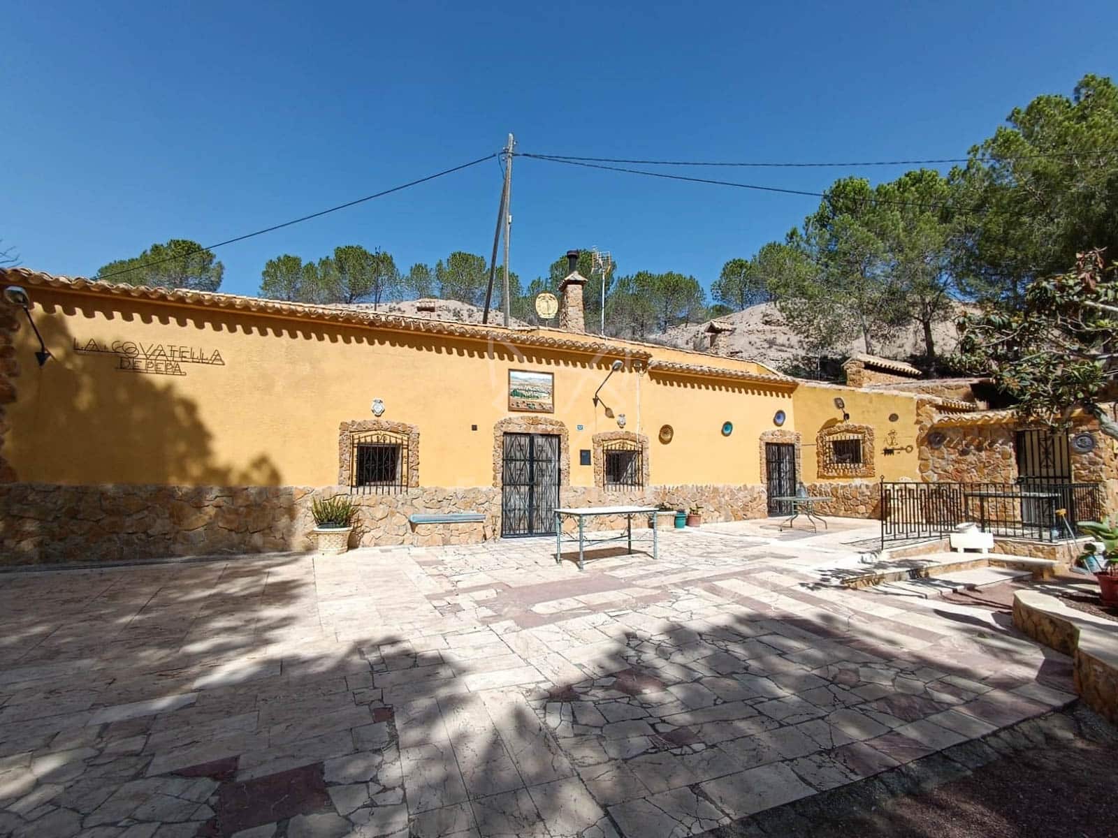 4 sypialnia Dom w skale na sprzedaż w Pinoso - 189 000 € (Ref: 9146662)