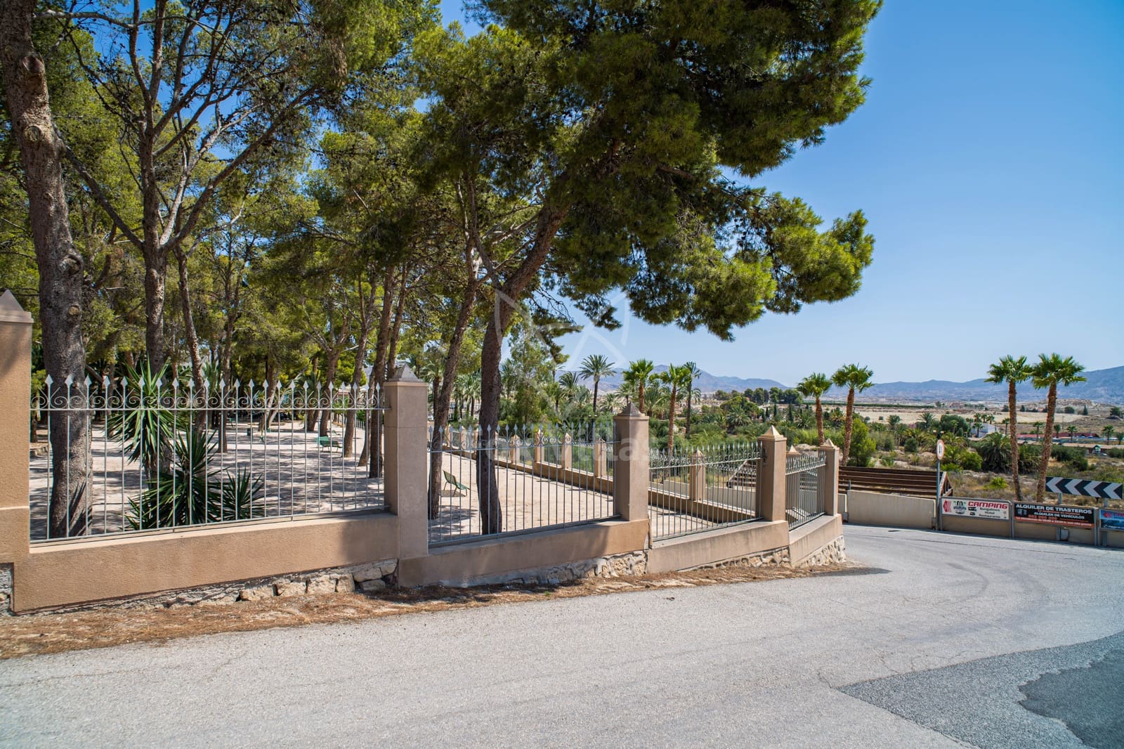 3 soveværelse Villa til salg i Fortuna med swimmingpool - € 289.000 (Ref: 9160510)