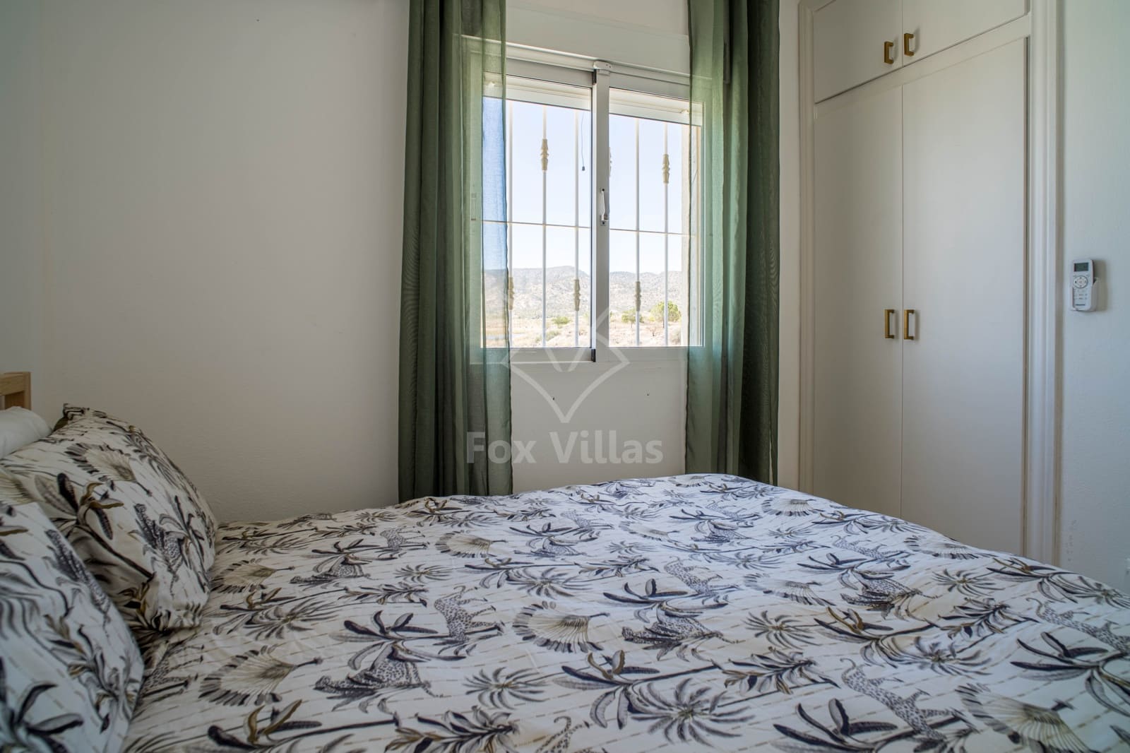 3 soveværelse Villa til salg i La Alberquilla med swimmingpool garage - € 349.995 (Ref: 9216361)