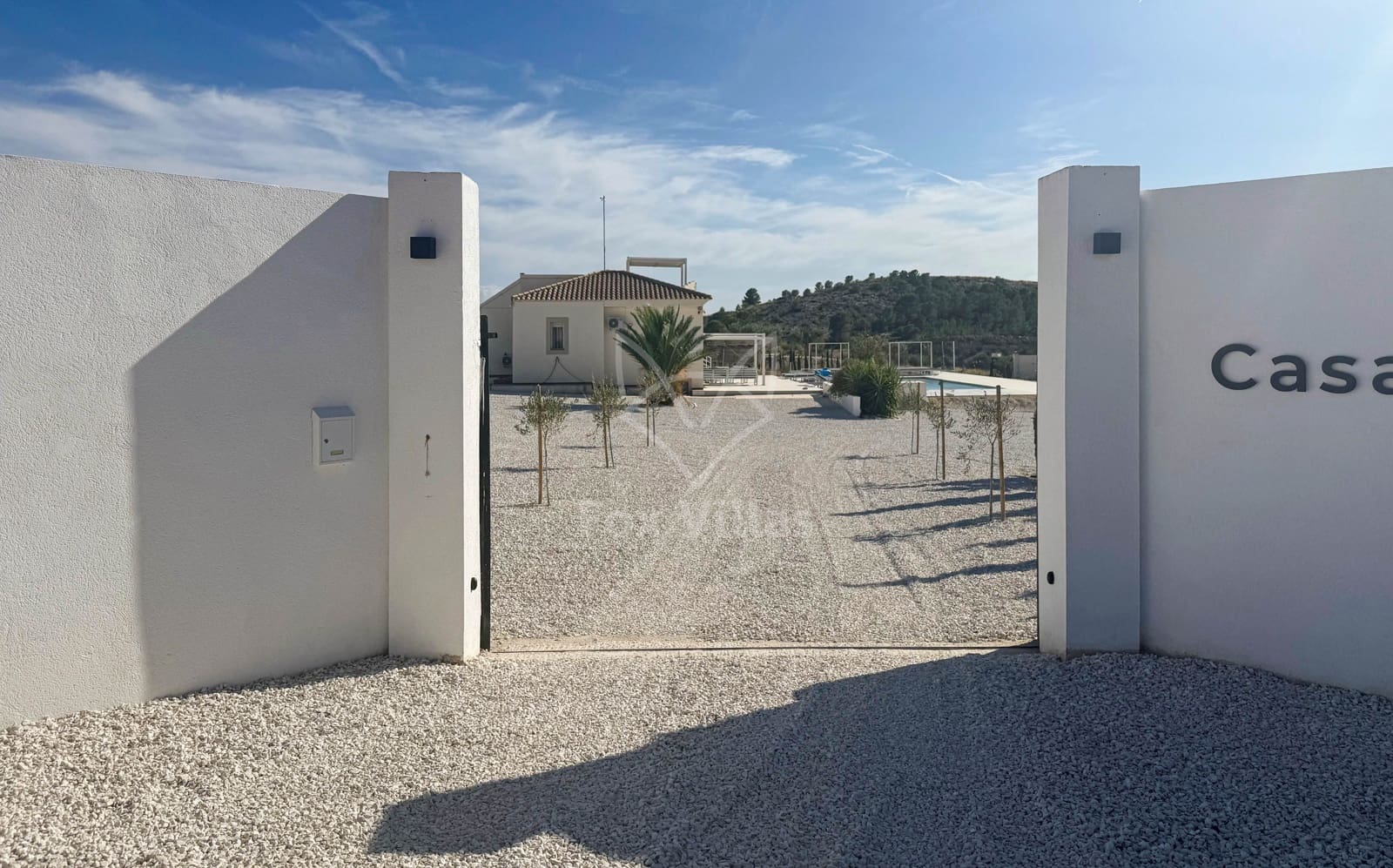 3 soveværelse Villa til salg i La Alberquilla med swimmingpool garage - € 349.995 (Ref: 9216361)