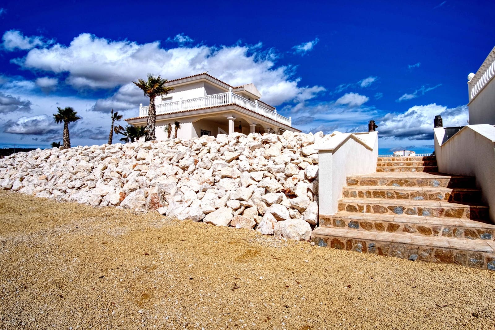 4 slaapkamer Villa te koop in Pinoso - € 599.000 (Ref: 9349944)