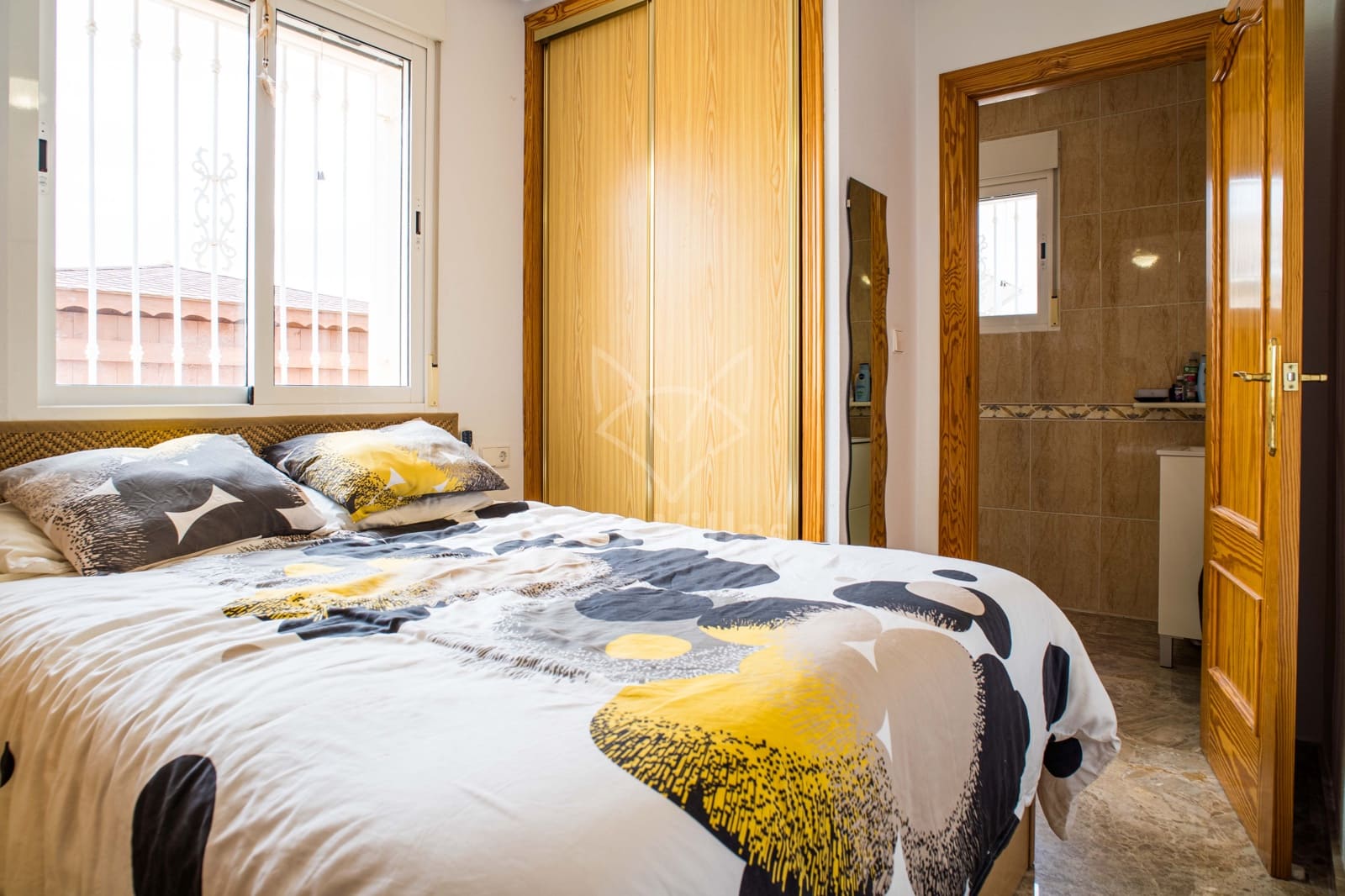 3 quarto Moradia para venda em Pinoso com piscina garagem - 330 000 € (Ref: 9448526)