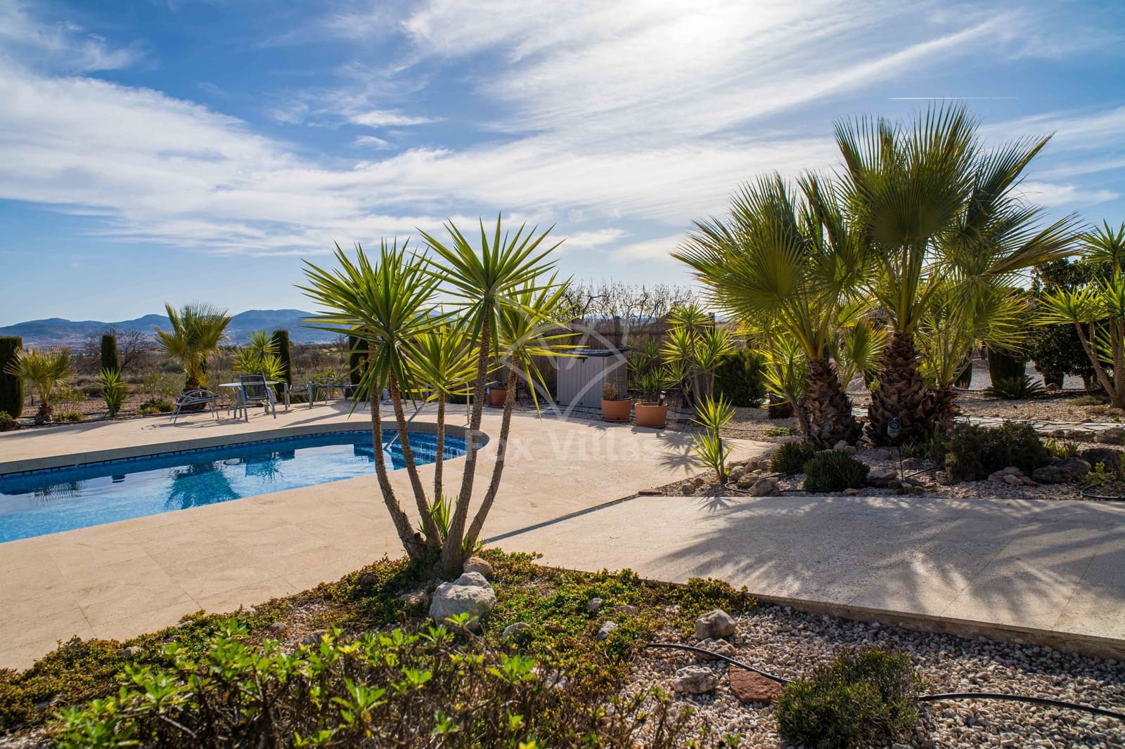 3 quarto Moradia para venda em Pinoso com piscina garagem - 330 000 € (Ref: 9448526)