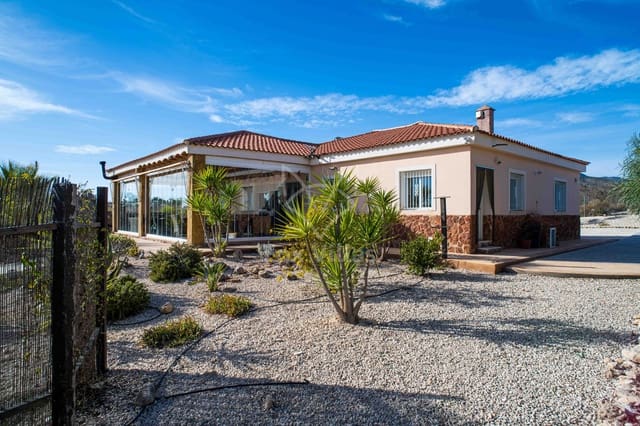 3 quarto Moradia para venda em Pinoso com piscina garagem - 330 000 € (Ref: 9448526)