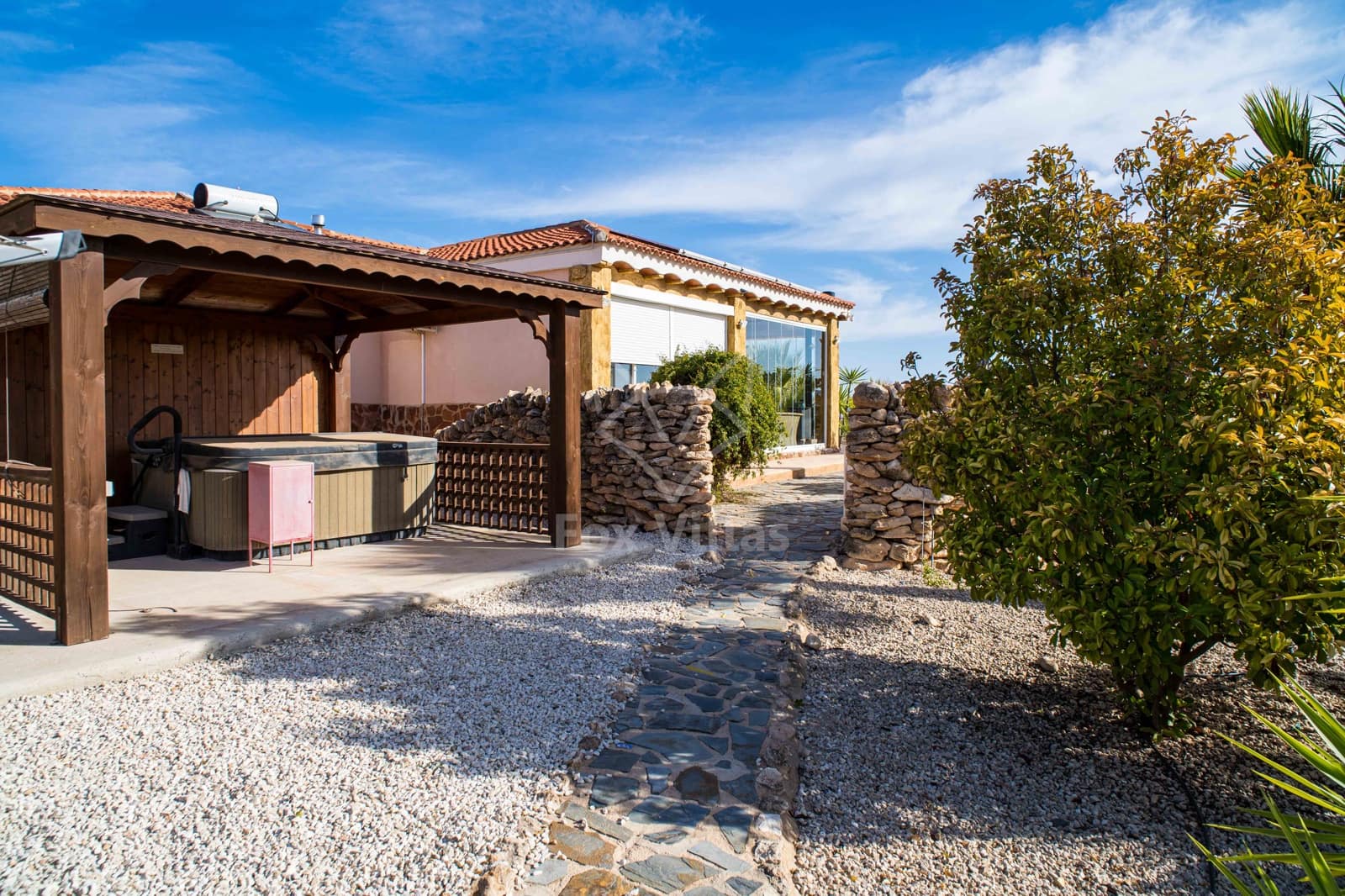 3 quarto Moradia para venda em Pinoso com piscina garagem - 330 000 € (Ref: 9448526)