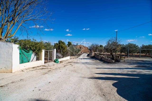 7 slaapkamer Finca/Landhuis te koop in Raspay, Yecla met zwembad - € 270.000 (Ref: 9454866)