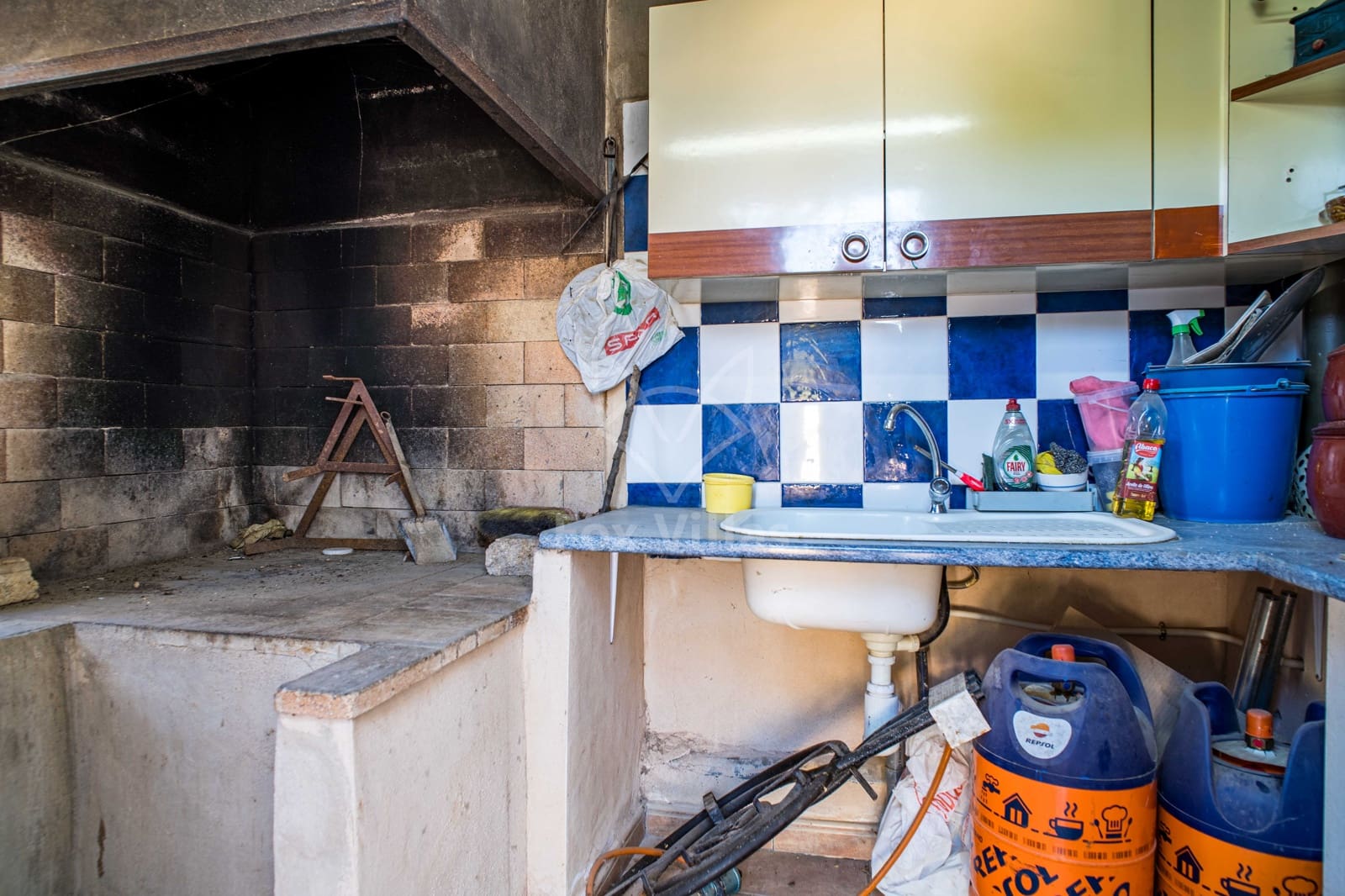 7 slaapkamer Finca/Landhuis te koop in Raspay met zwembad - € 270.000 (Ref: 9454866)