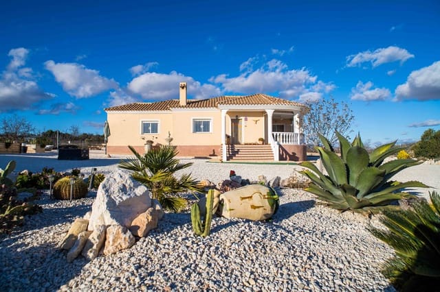 4 quarto Moradia para venda em Pinoso com piscina - 395 000 € (Ref: 9532409)