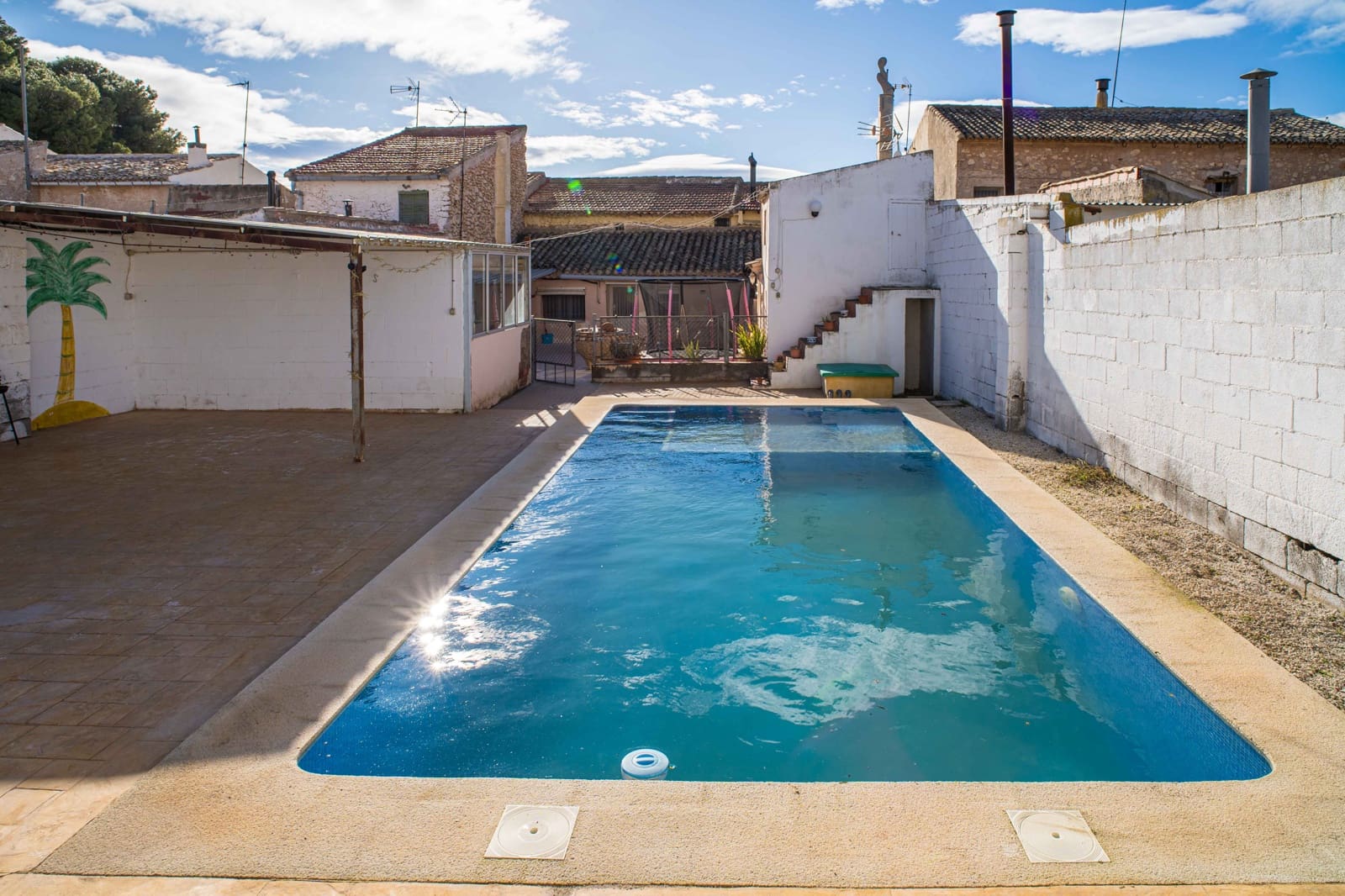 5 bedroom Finca/Country House for sale in Pinoso with pool garage - € 179,950 (Ref: 9538889)