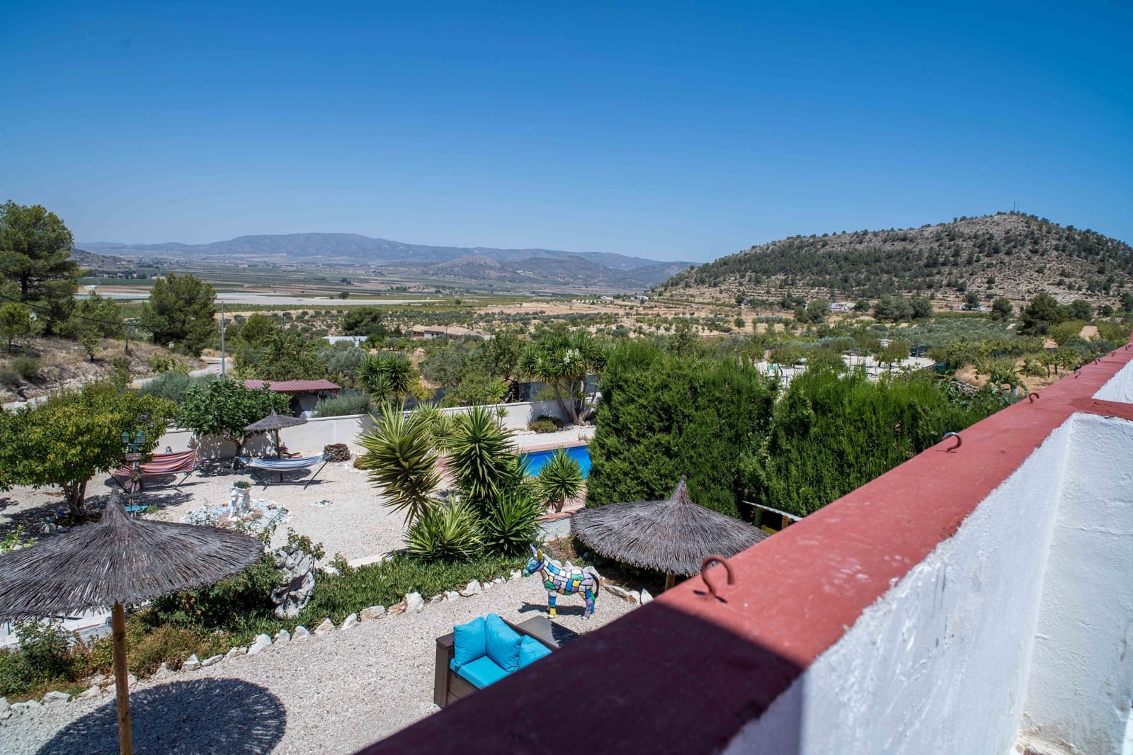 3 makuuhuone Paritalo myytävänä paikassa Monovar / Monover mukana uima-altaan 
autotalli - 330 000 € (Ref: 9627960)