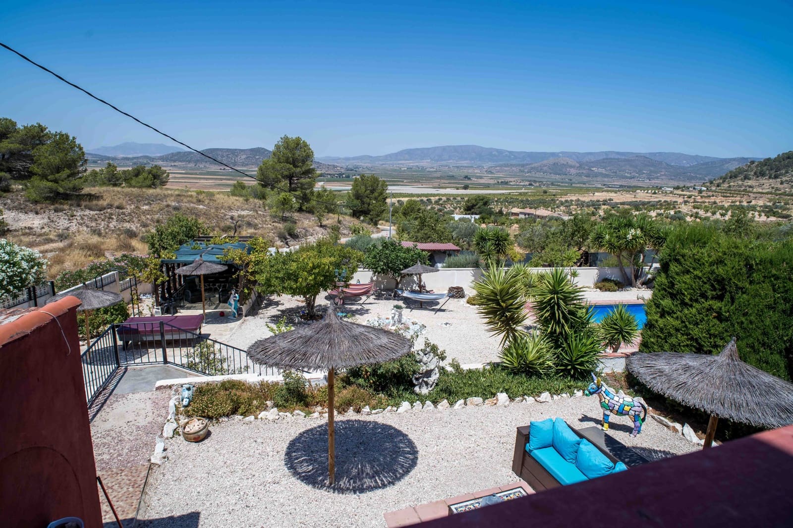 3 makuuhuone Paritalo myytävänä paikassa Monovar / Monover mukana uima-altaan 
autotalli - 330 000 € (Ref: 9627960)