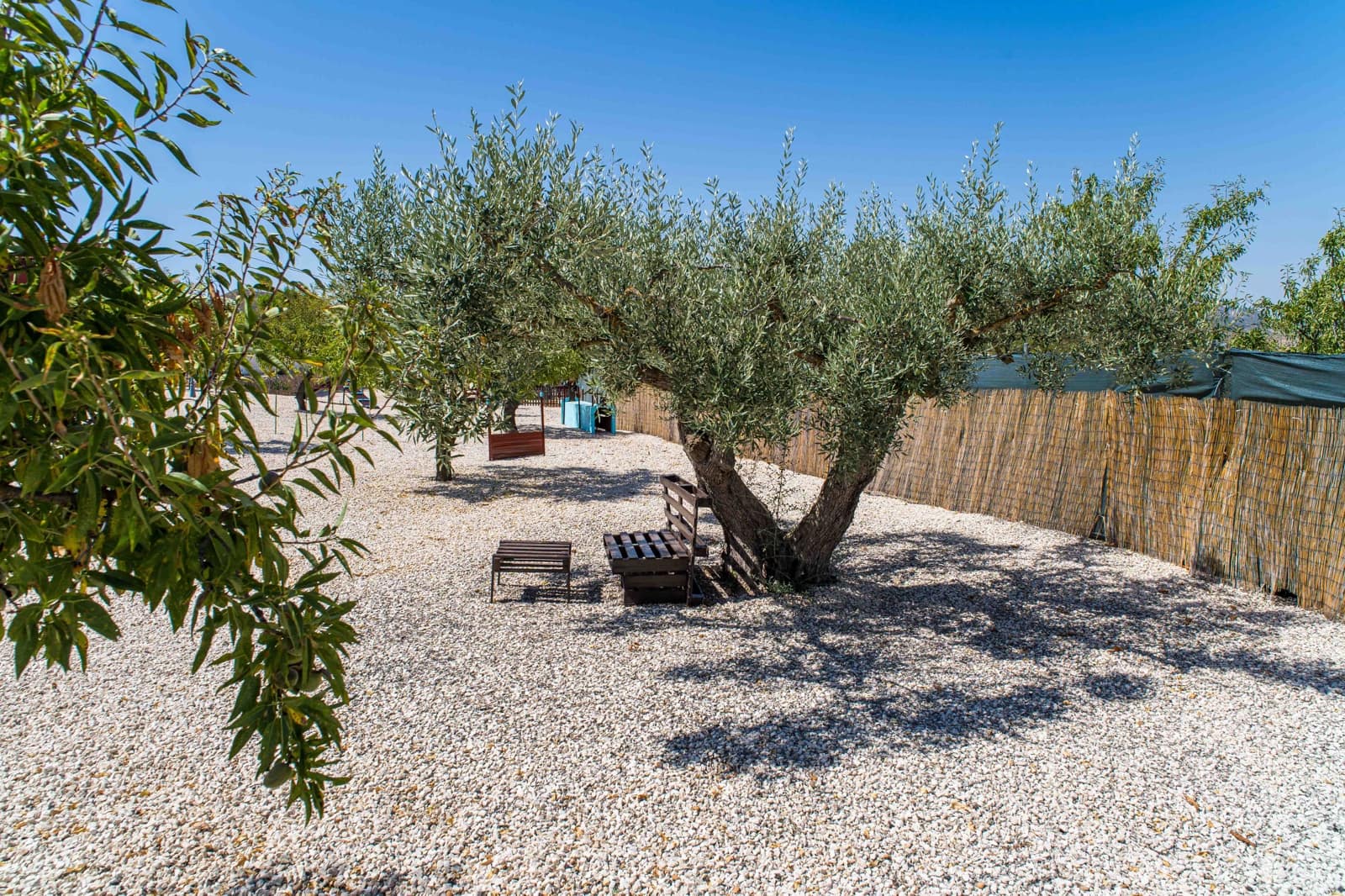 3 makuuhuone Paritalo myytävänä paikassa Monovar / Monover mukana uima-altaan 
autotalli - 330 000 € (Ref: 9627960)