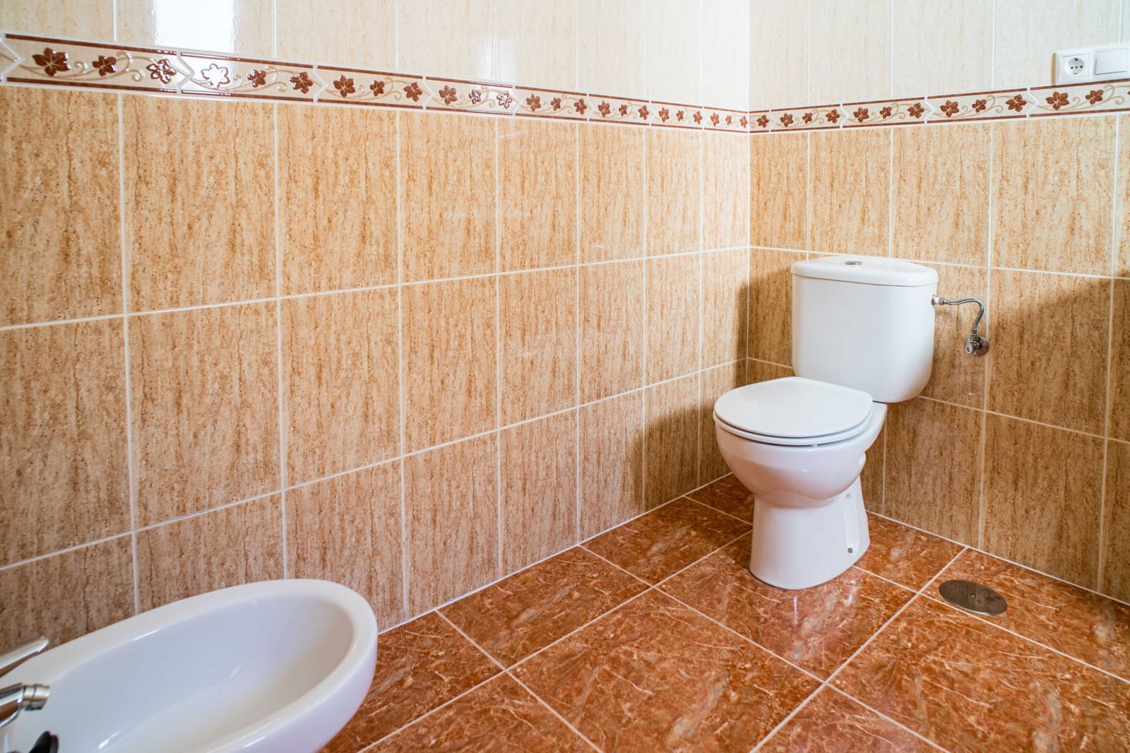 4 makuuhuone Omakotitalo myytävänä paikassa Pinoso mukana 
autotalli - 235 000 € (Ref: 9628027)