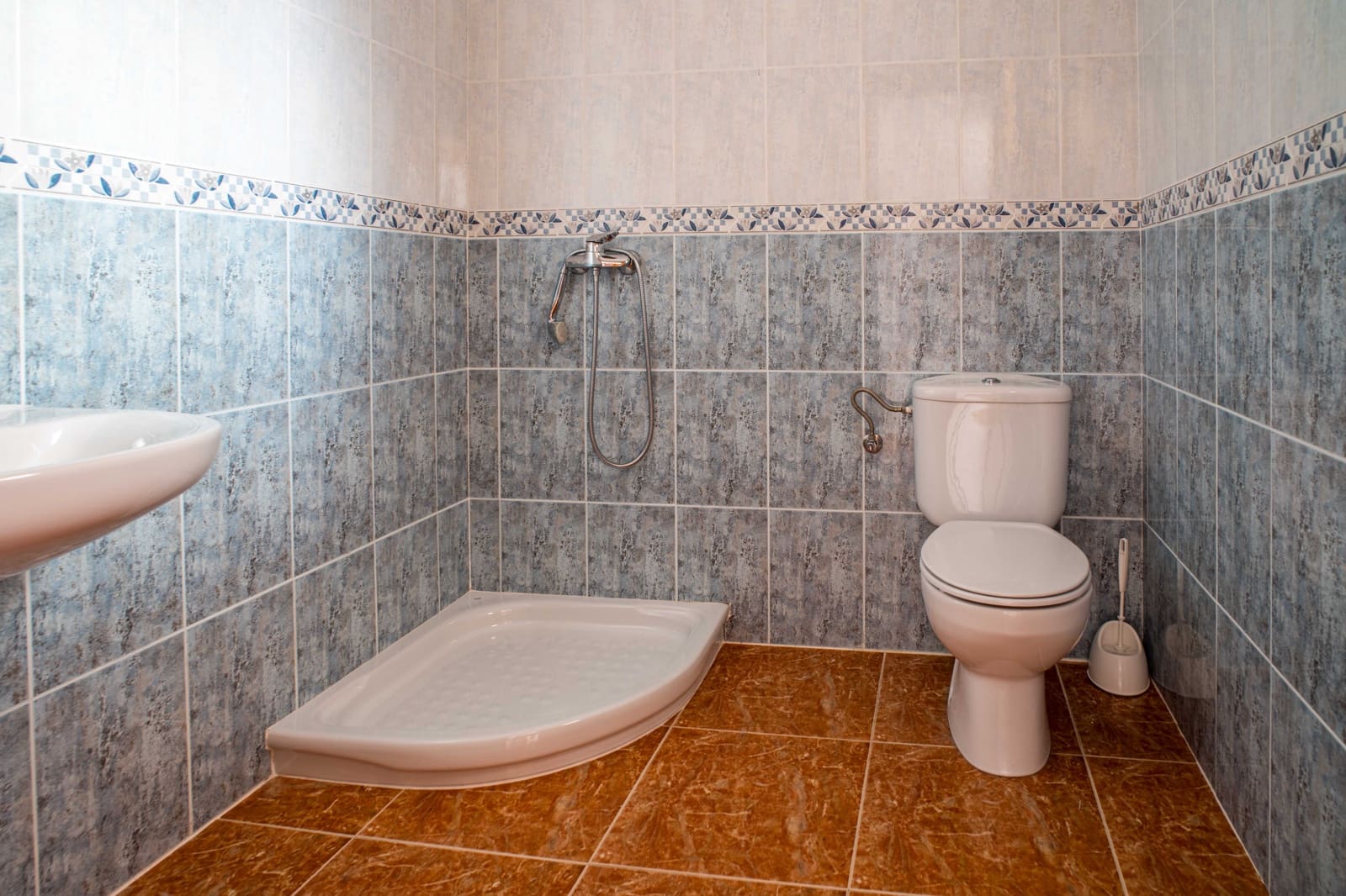 4 makuuhuone Omakotitalo myytävänä paikassa Pinoso mukana 
autotalli - 235 000 € (Ref: 9628027)