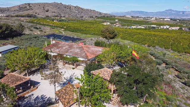 4 chambre Finca/Maison de Campagne à vendre à Santomera avec piscine - 350 000 € (Ref: 9762345)