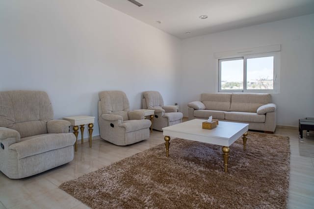 4 bedroom Villa for sale in Pinoso - € 630,000 (Ref: 9763896)