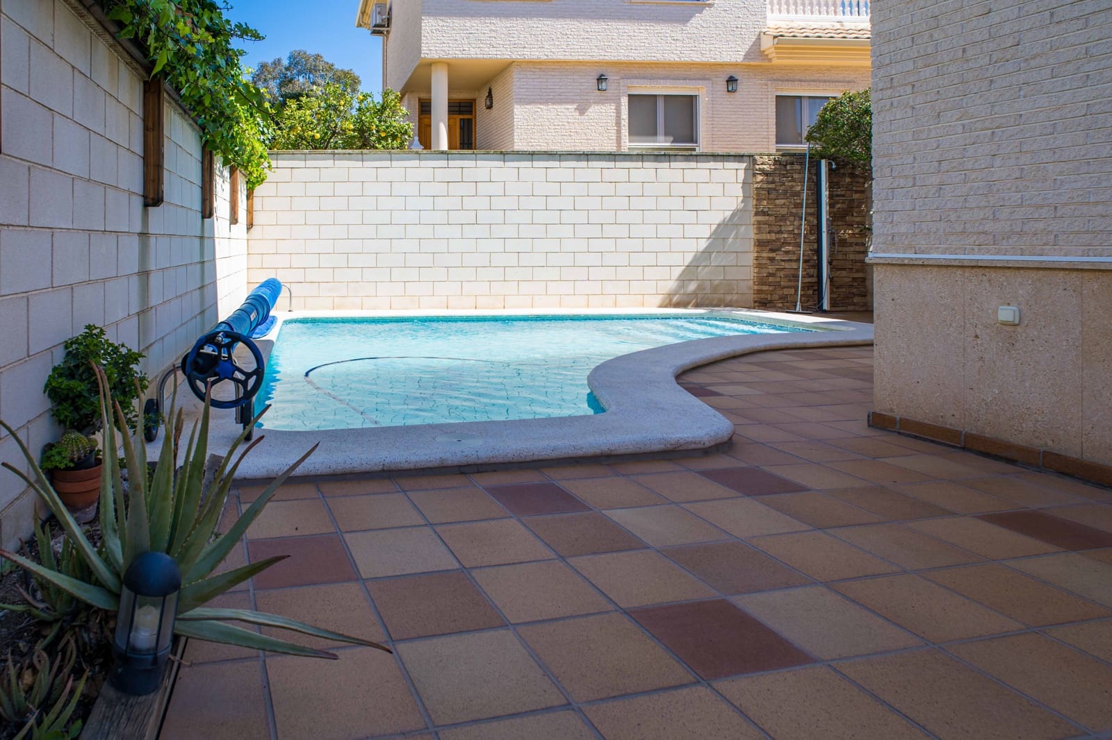 3 soveværelse Byhus til salg i Elda med swimmingpool - € 420.000 (Ref: 9769893)