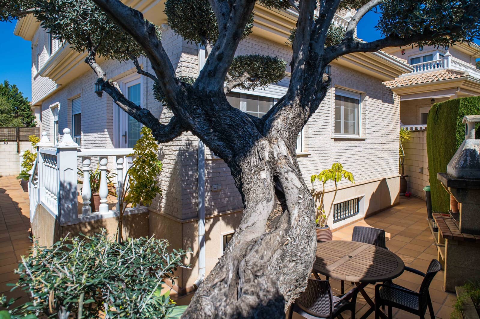 3 soveværelse Byhus til salg i Elda med swimmingpool - € 420.000 (Ref: 9769893)