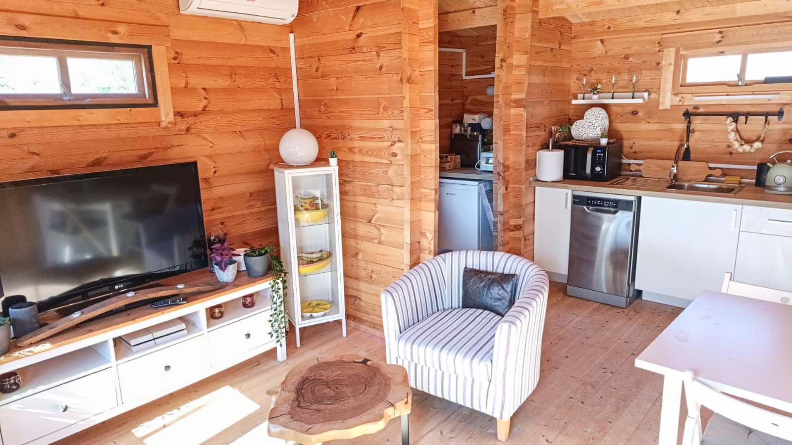 3 soveværelse Villa til salg i Pinoso med swimmingpool - € 495.000 (Ref: 9770848)