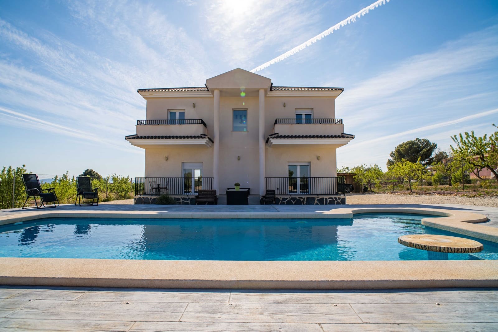 3 soveværelse Villa til salg i Pinoso med swimmingpool - € 495.000 (Ref: 9770848)