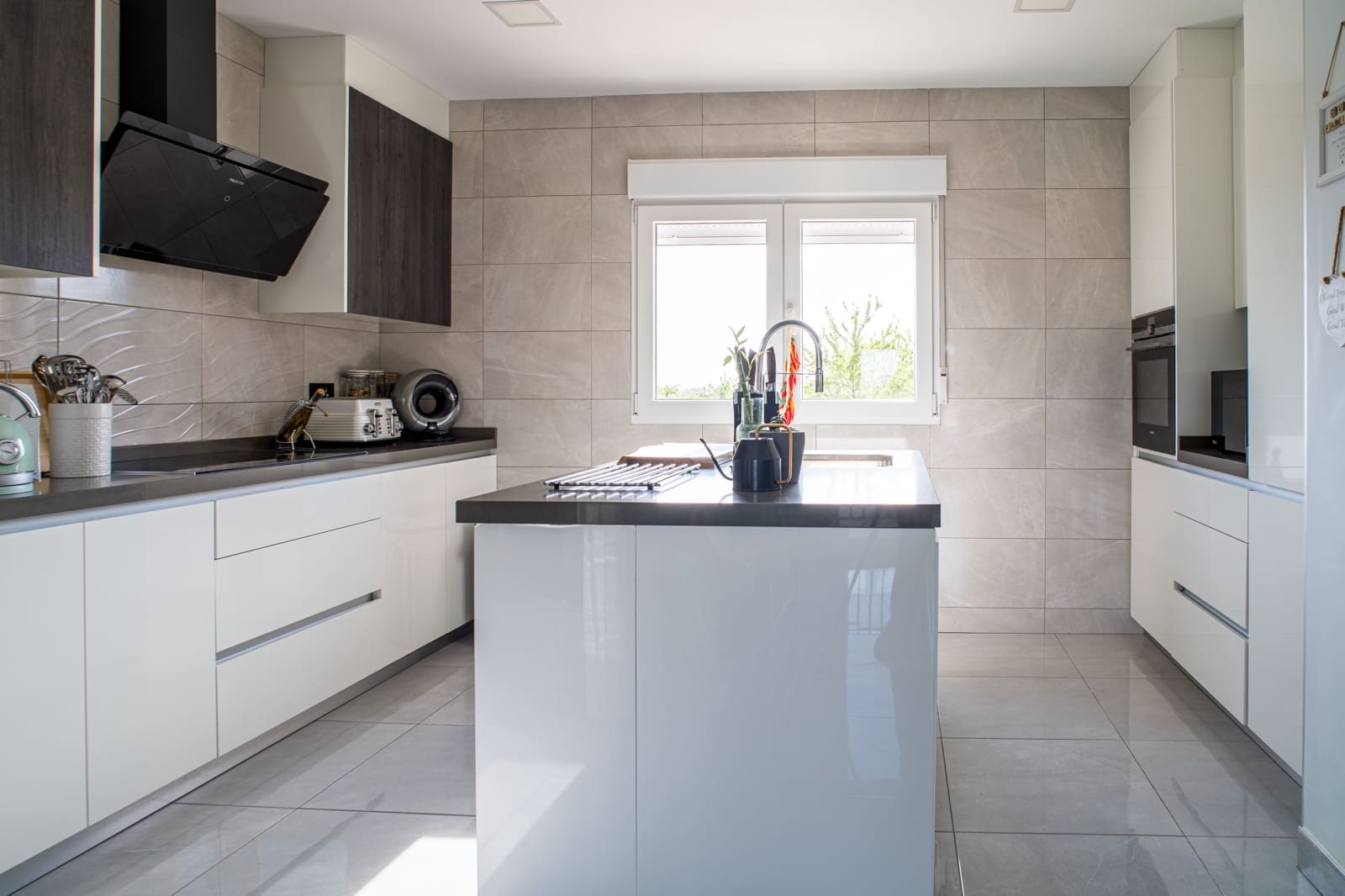 3 soveværelse Villa til salg i Pinoso med swimmingpool - € 495.000 (Ref: 9770848)