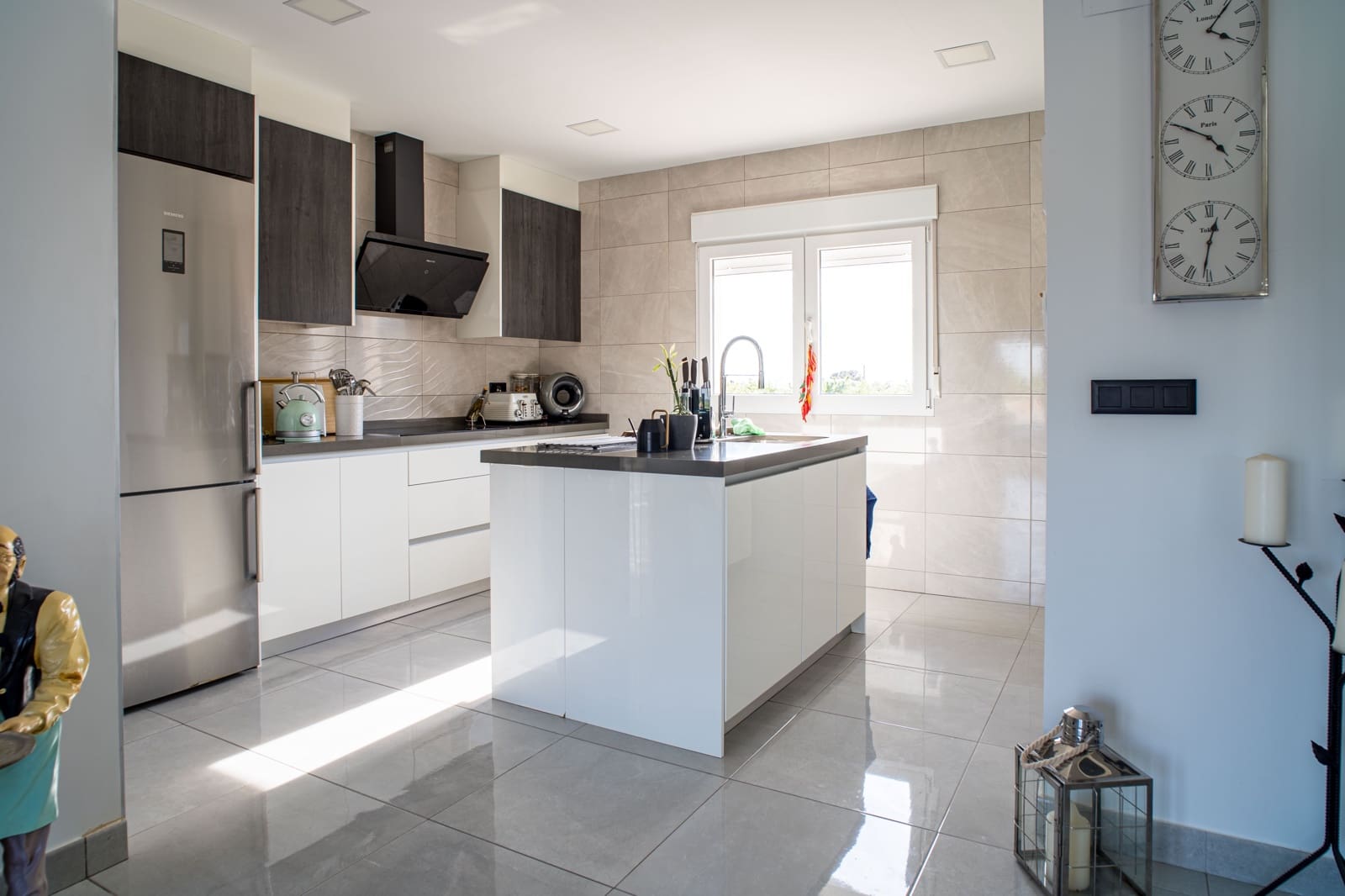 3 soveværelse Villa til salg i Pinoso med swimmingpool - € 495.000 (Ref: 9770848)