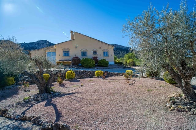 3 slaapkamer Villa te koop in La Zarza, Pinoso - € 395.000 (Ref: 9778557)