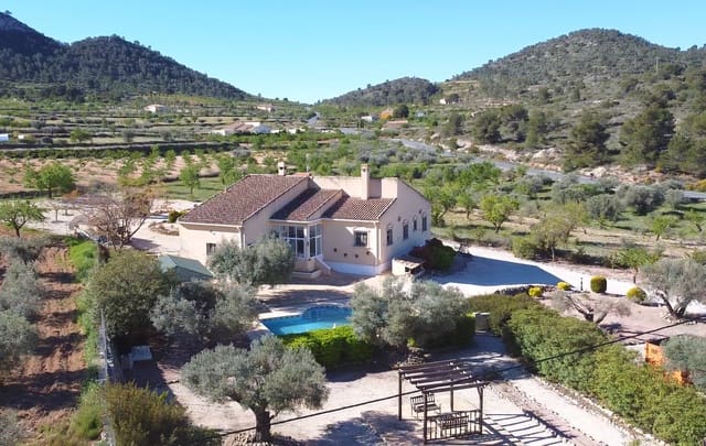 3 slaapkamer Villa te koop in La Zarza, Pinoso - € 395.000 (Ref: 9778557)