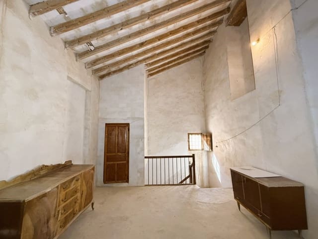 6 bedroom Townhouse for sale in L'Algueña / Alguenya - € 95,000 (Ref: 9899867)