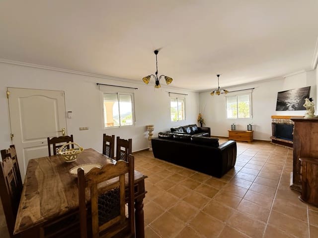 3 slaapkamer Villa te koop in Monóvar / Monóver met zwembad - € 299.000 (Ref: 9979107)