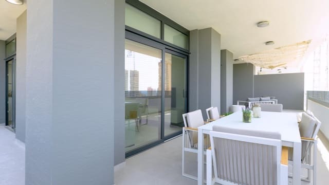 2 soverom Leilighet til salgs i Via Parque, Benidorm med svømmebasseng - € 414 000 (Ref: 8810221)