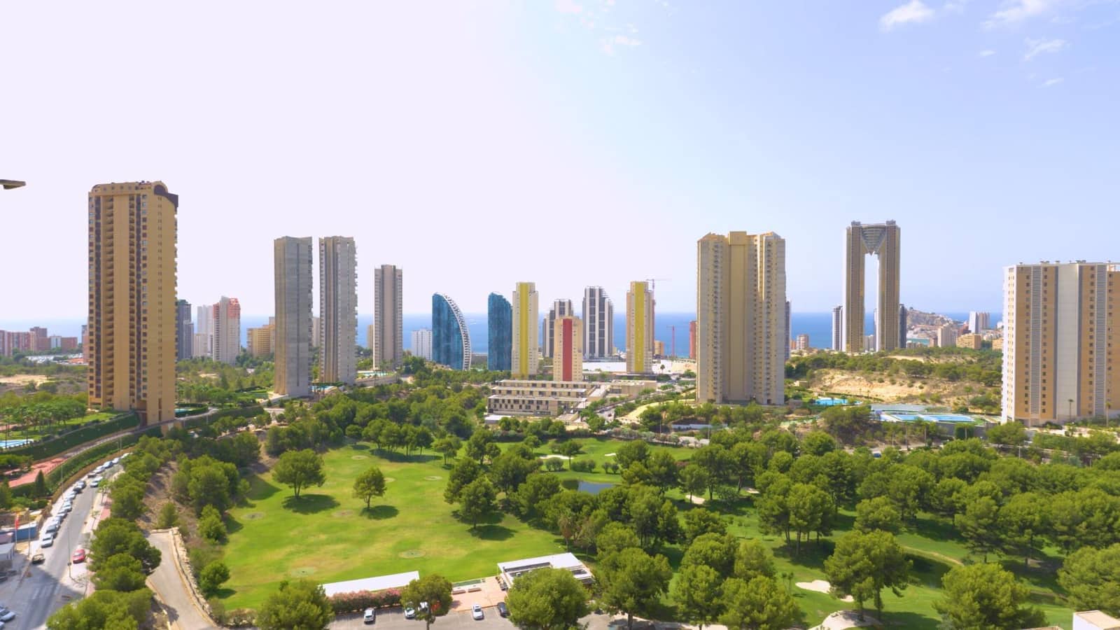 2 soverom Leilighet til salgs i Benidorm med svømmebasseng - € 414 000 (Ref: 8810221)