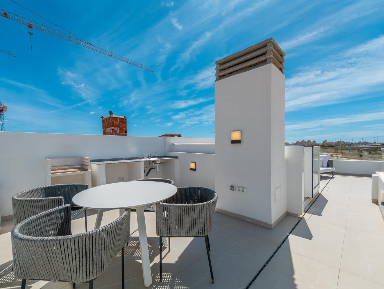 3 soveværelse Villa til salg i Aguas Nuevas med swimmingpool - € 630.000 (Ref: 8944147)