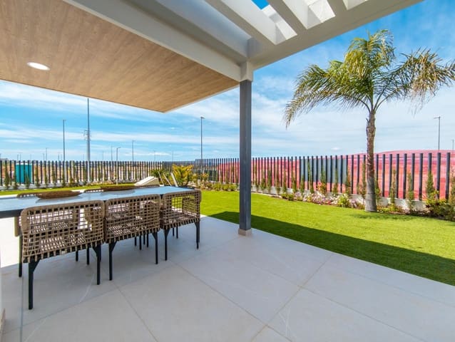 3 Zimmer Villa zu verkaufen in Aguas Nuevas, Torrevieja mit Pool - 630.000 € (Ref: 8944147)