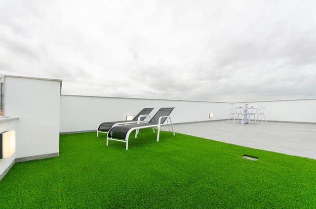 3 sypialnia Willa na sprzedaż w Torrevieja z basenem - 409 000 € (Ref: 8981491)