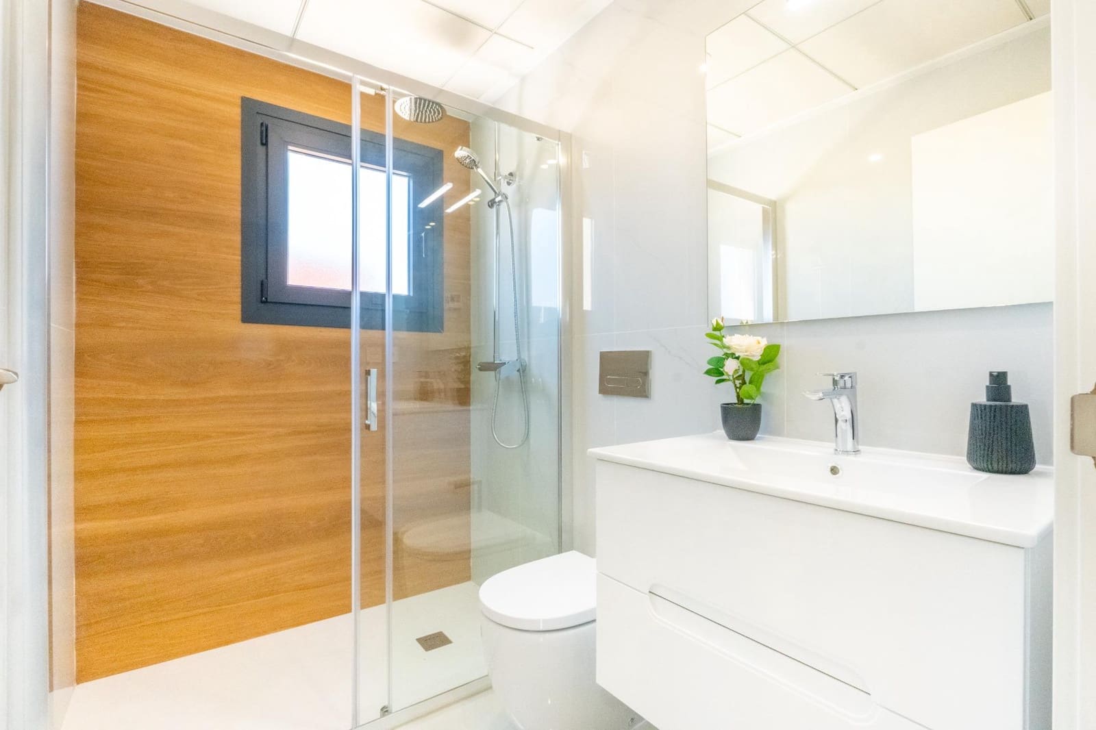 3 sypialnia Willa na sprzedaż w Orihuela Costa z basenem - 395 000 € (Ref: 9003519)