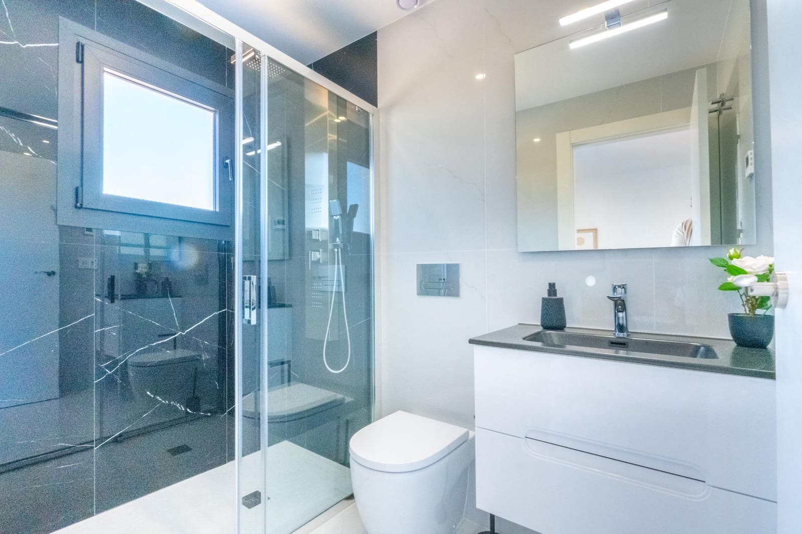 3 sypialnia Willa na sprzedaż w Orihuela Costa z basenem - 395 000 € (Ref: 9003519)