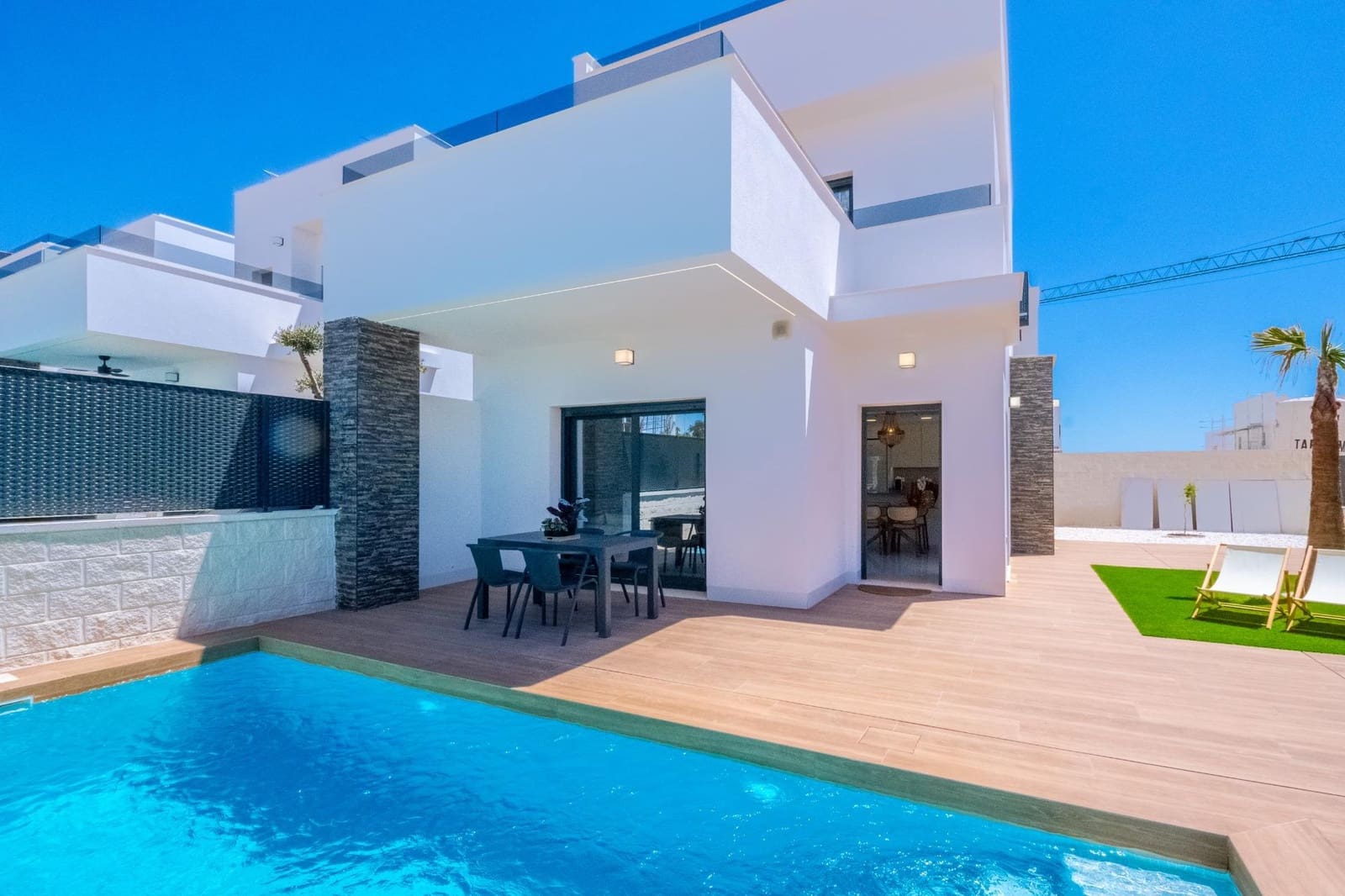 3 sypialnia Willa na sprzedaż w Orihuela Costa z basenem - 395 000 € (Ref: 9003519)