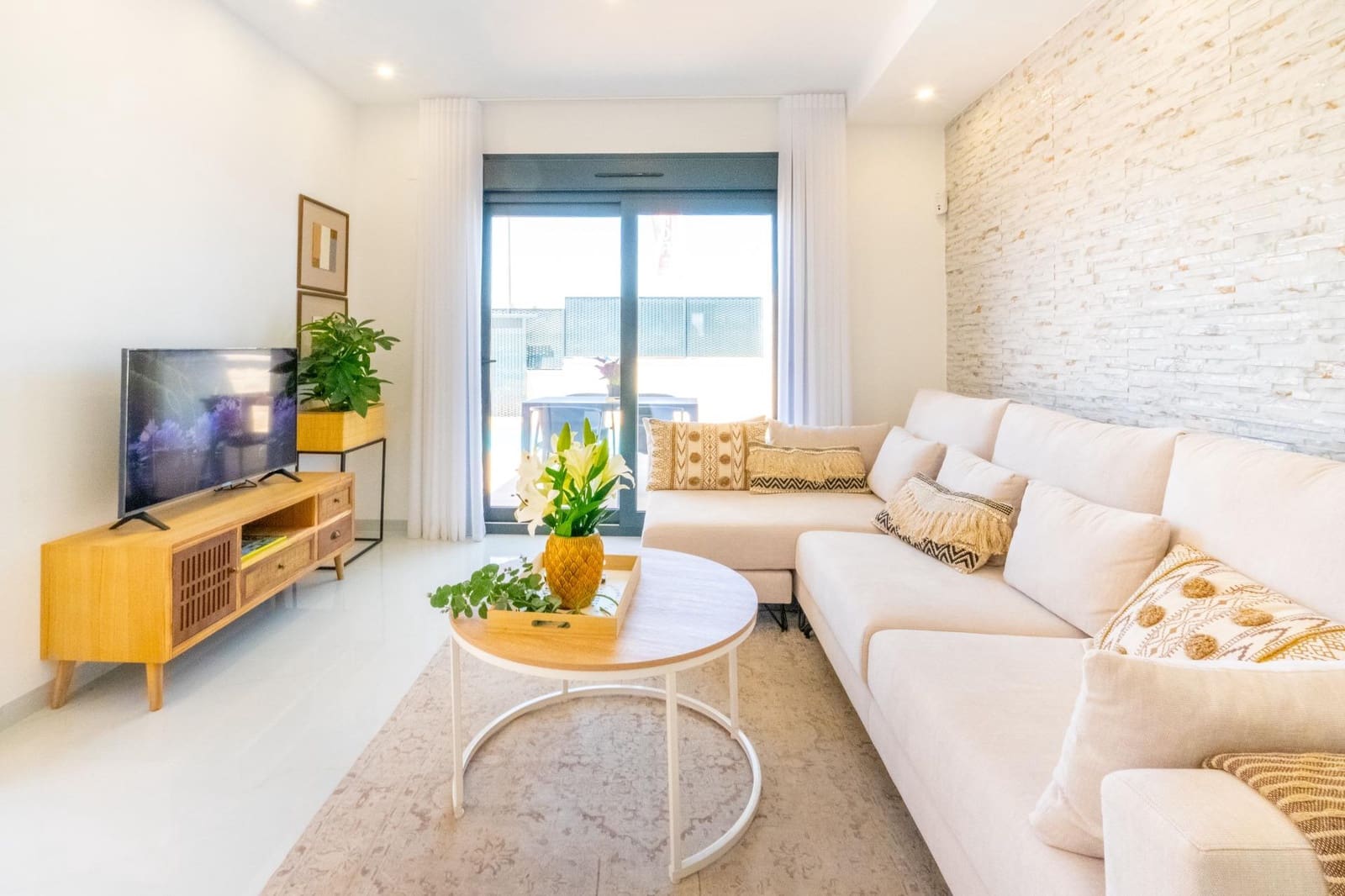 3 bedroom Villa for sale in Orihuela Costa with pool - € 395,000 (Ref: 9003519)