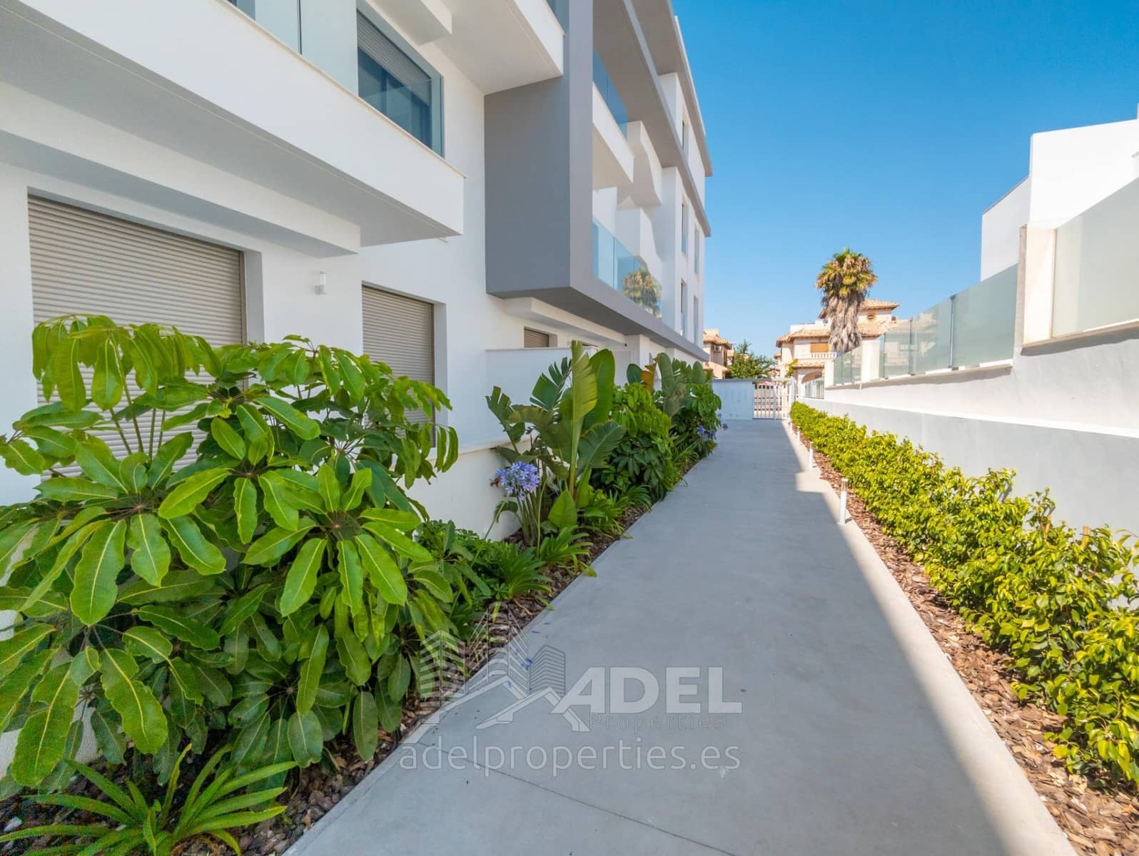 2 soverom Leilighet til salgs i Orihuela Costa med svømmebasseng - € 320 000 (Ref: 9104583)